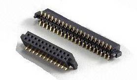 1,27 mm ženski SMT tip zaglavlja s različitim postom